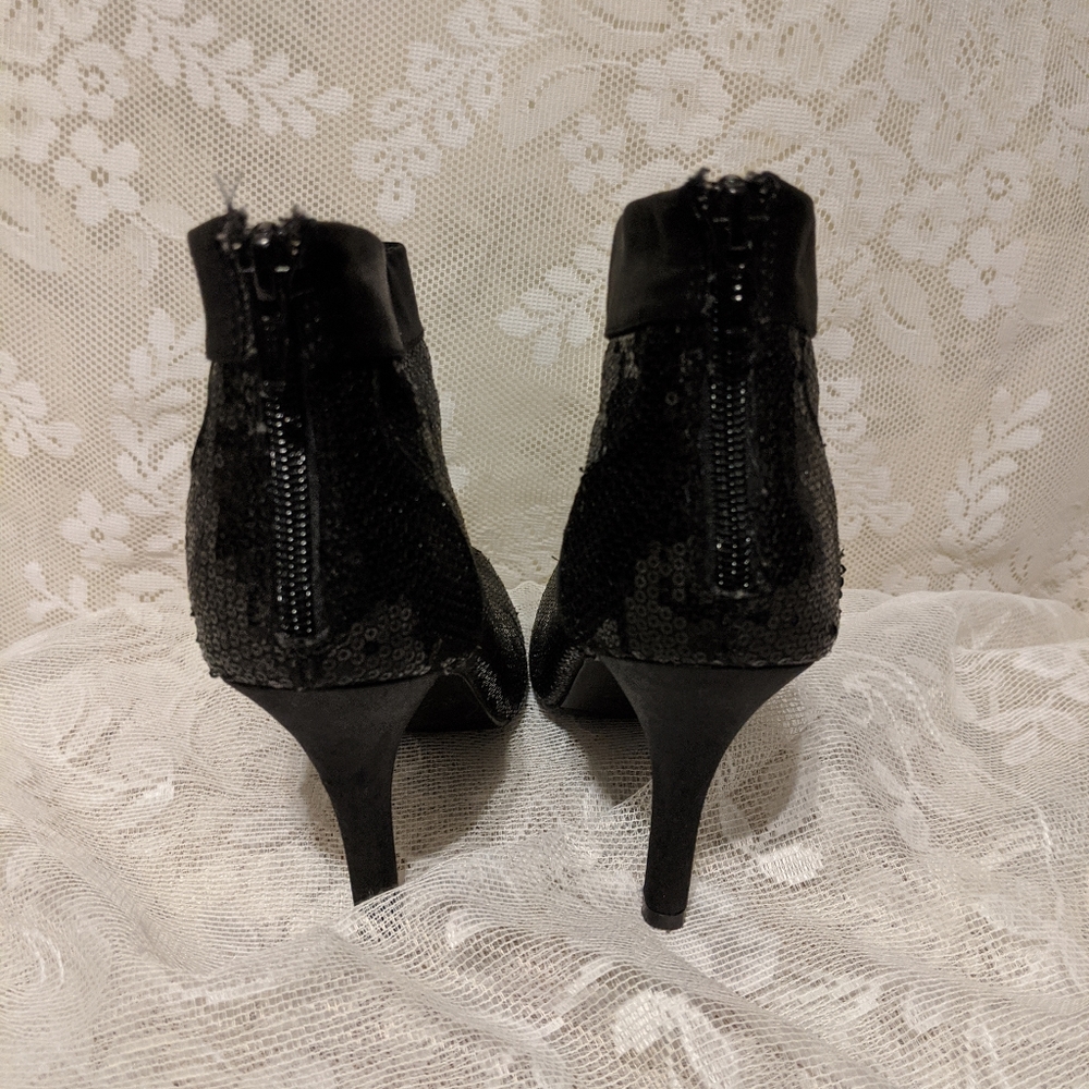 Metaphor booties - Picture 6 of 6